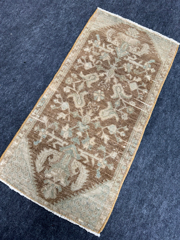 Turkish Yastik Rug  1'6" x  3'1" #23965