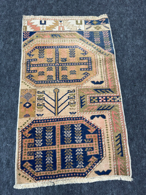 Turkish Yastik Rug  1'11" x  3'2" #23964