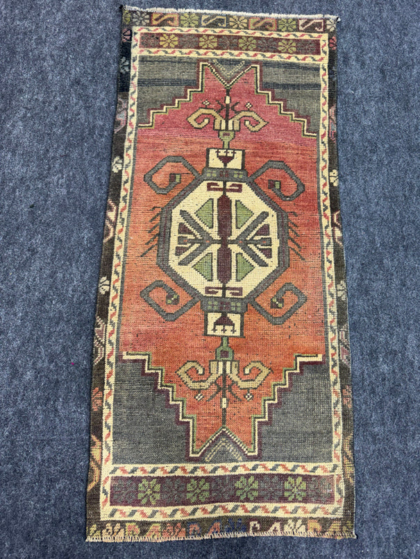 Turkish Yastik Rug  1'8" x  3'8" #23973