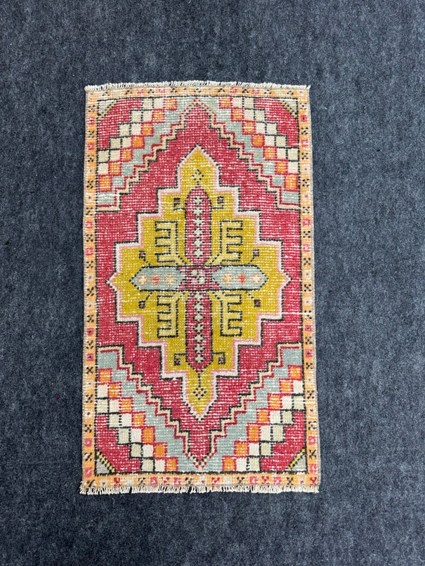 Turkish Yastik Rug  1'8" x  2'10" #23992