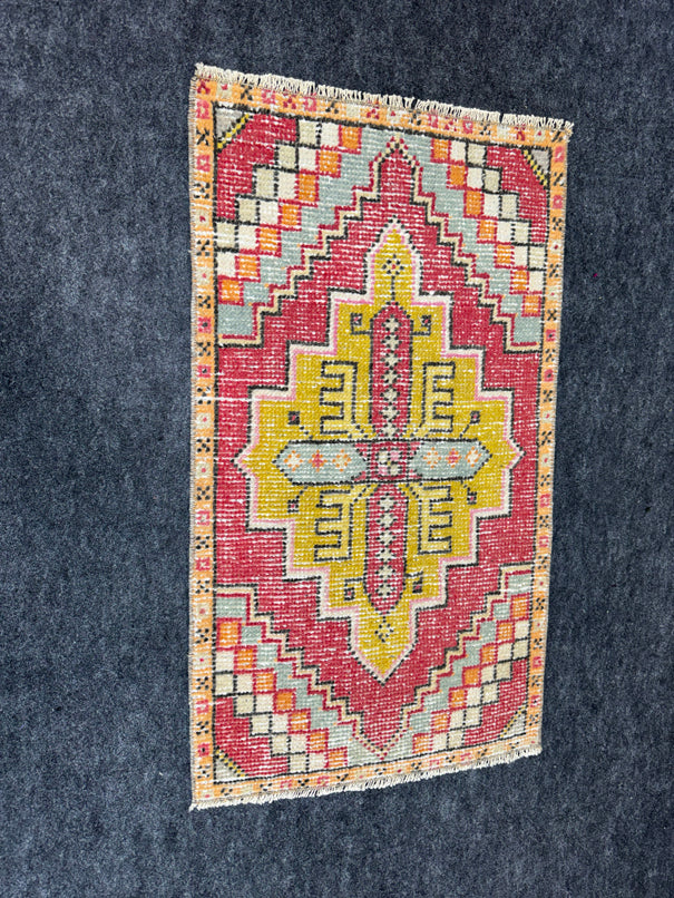 Turkish Yastik Rug  1'8" x  2'10" #23992