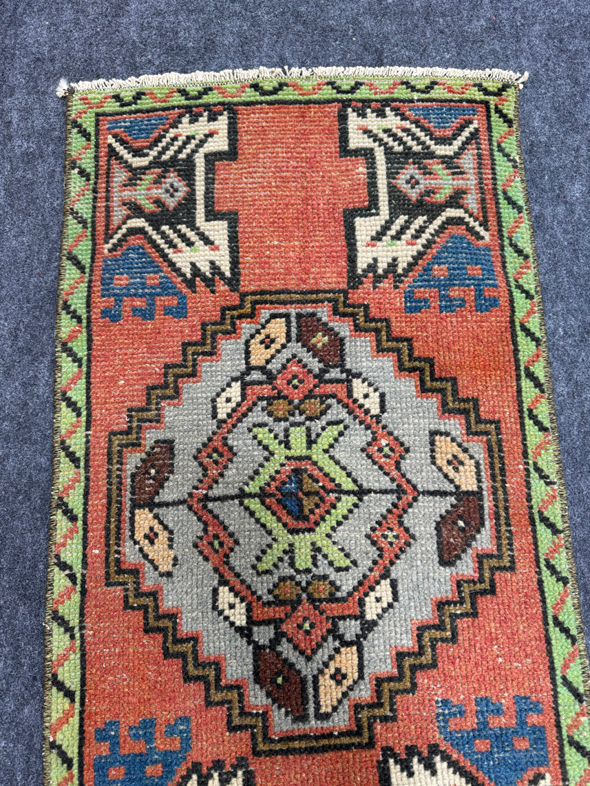 Turkish Yastik Rug  1'6" x  2'11" #24019