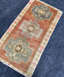 Turkish Yastik Rug  1'6" x  2'9" #24007