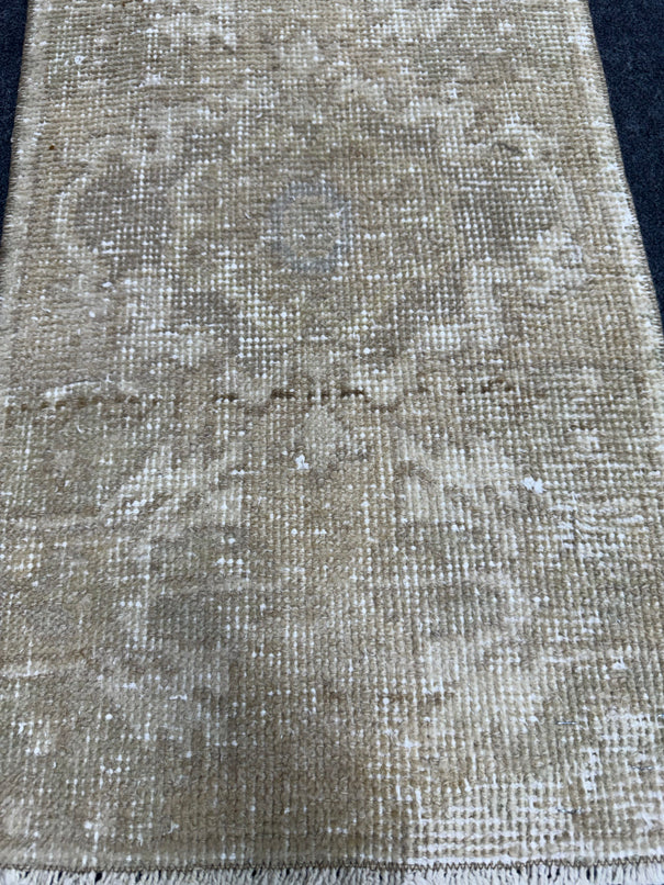 Turkish Yastik Rug  1'4" x  2'6" #24010