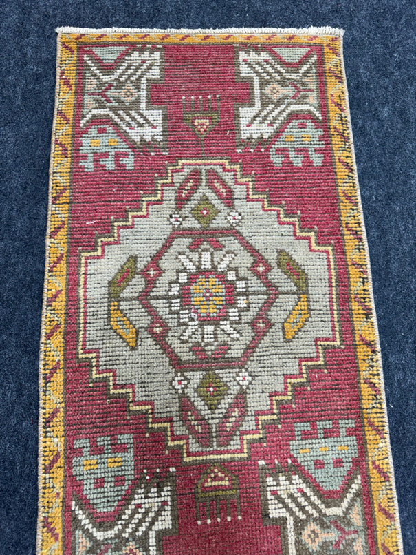Turkish Yastik Rug  1'6" x  3' #24012