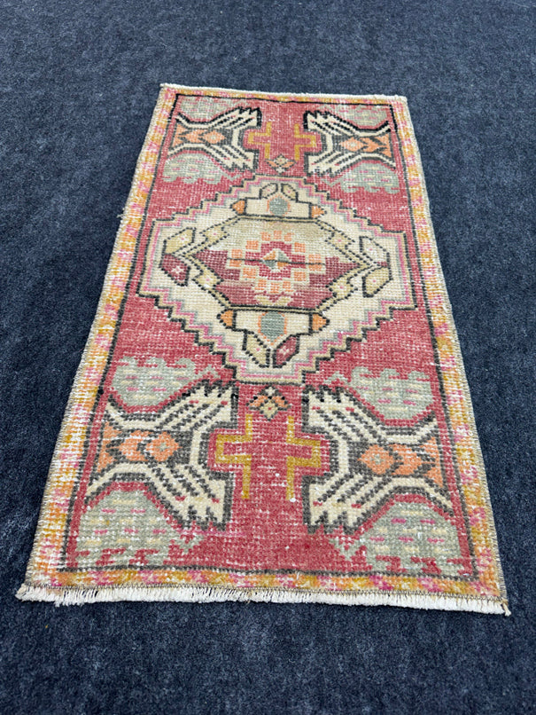 Turkish Yastik Rug  1'7" x  2'11" #24014