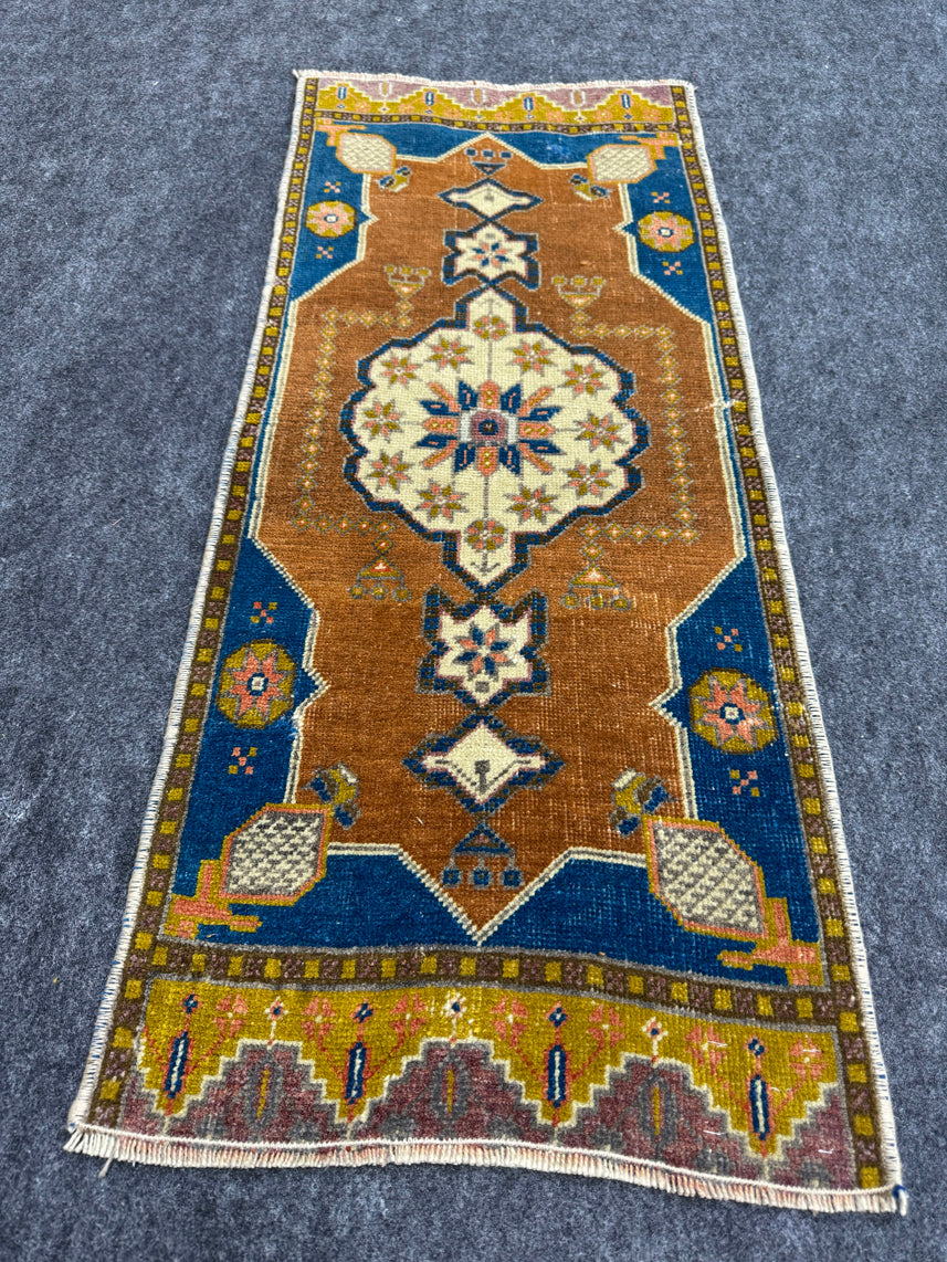 Turkish Yastik Rug  1'5" x  3' #23986