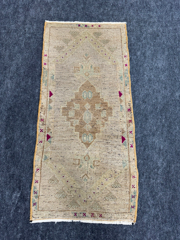 Turkish Yastik Rug  1'5" x  3'1" #23998