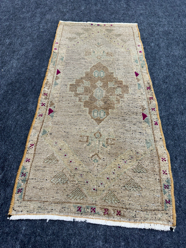 Turkish Yastik Rug  1'5" x  3'1" #23998