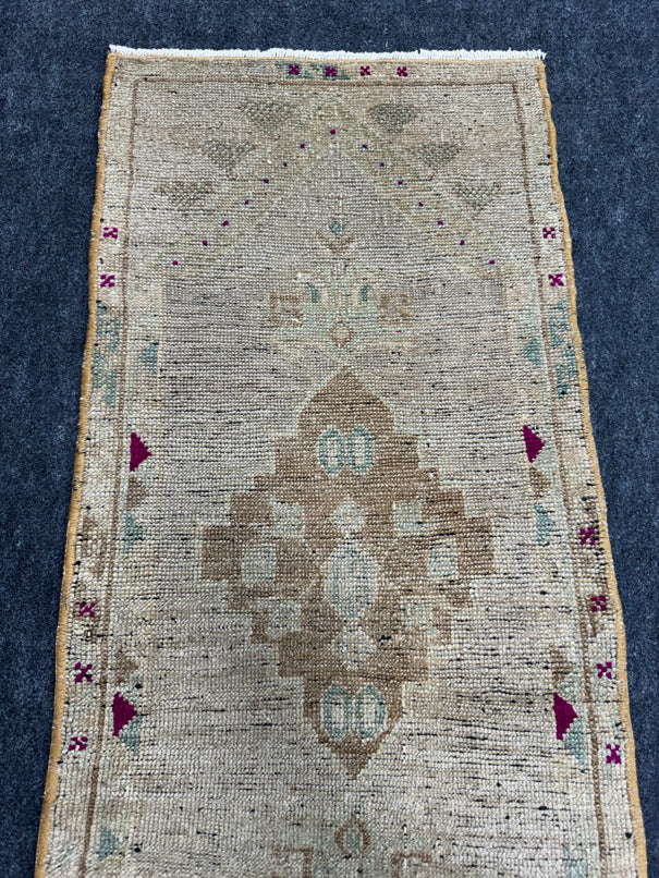Turkish Yastik Rug  1'5" x  3'1" #23998