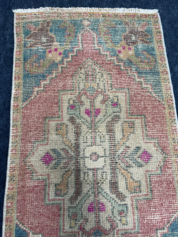 Turkish Yastik Rug  1'9" x  3'3" #24000