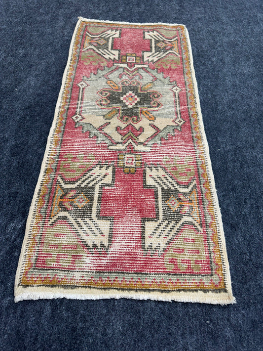 Turkish Yastik Rug  1'6" x  3'4" #24001