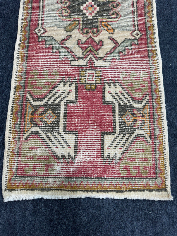 Turkish Yastik Rug  1'6" x  3'4" #24001