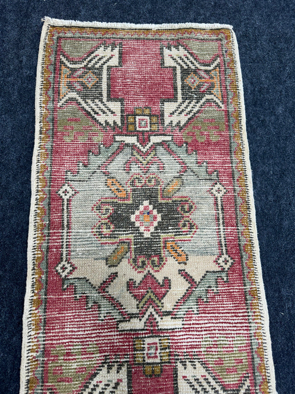 Turkish Yastik Rug  1'6" x  3'4" #24001