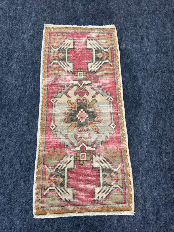 Turkish Yastik Rug  1'6" x  3'4" #24001