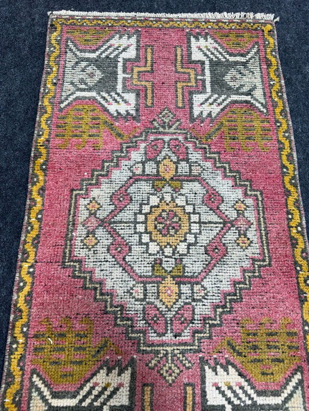 Turkish Yastik Rug  1'7" x  3'1" #24015