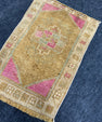 Turkish Yastik Rug  1'6" x  2'3" #24017