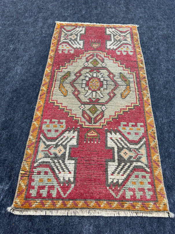 Turkish Yastik Rug  1'6" x  3' #23985