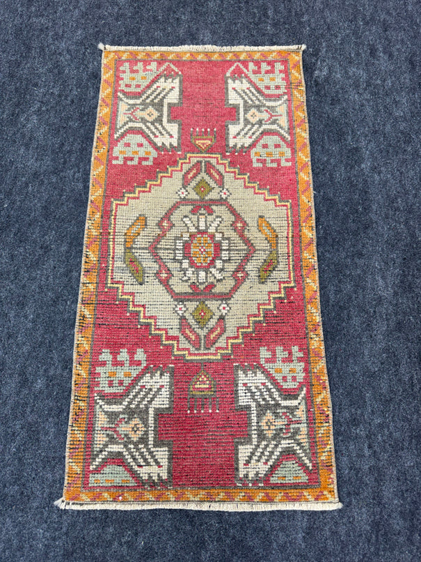 Turkish Yastik Rug  1'6" x  3' #23985