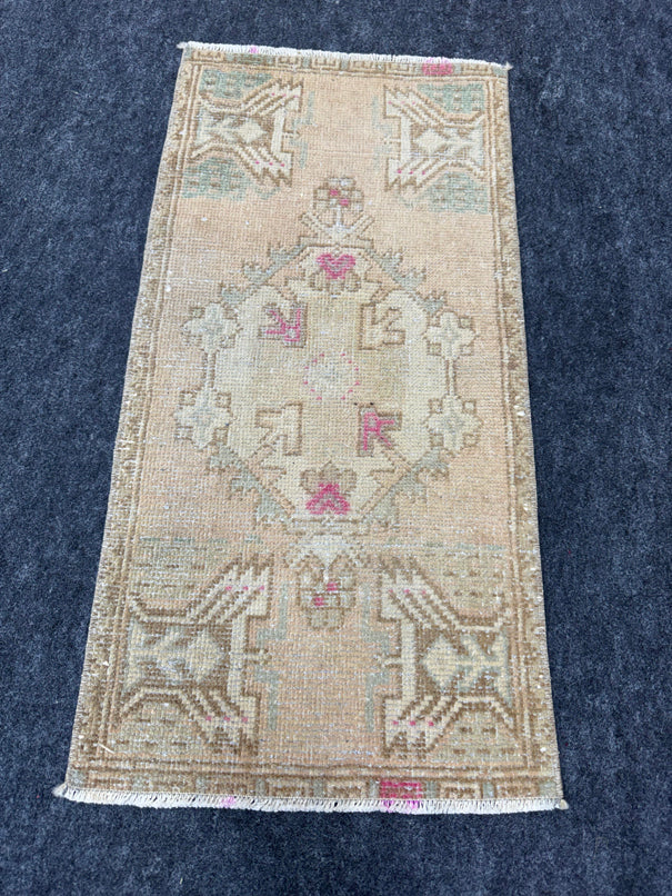 Turkish Yastik Rug  1'5" x  2'11" #23983