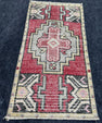 Turkish Yastik Rug  1'6" x  2'11" #23982