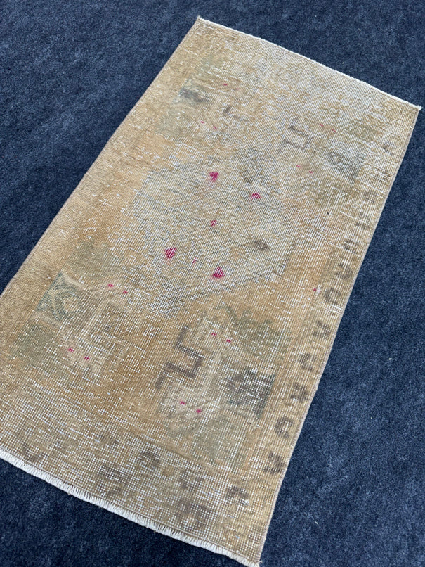 Turkish Yastik Rug  1'9" x  3' #23981