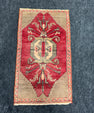 Turkish Yastik Rug  1'5" x  2'6" #23980