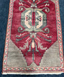 Turkish Yastik Rug  1'5" x  2'6" #23980