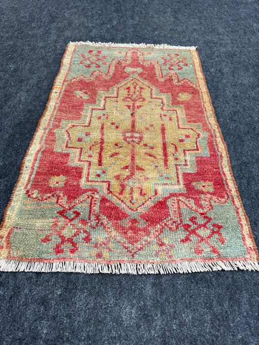 Turkish Yastik Rug  2'1" x  2'7" #23979