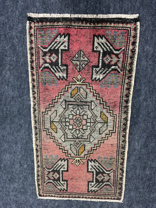Turkish Yastik Rug  1'9" x  3'4" #23978