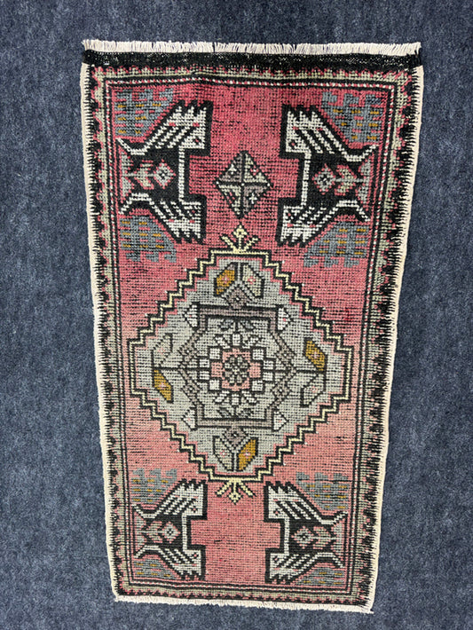 Turkish Yastik Rug  1'9" x  3'4" #23978