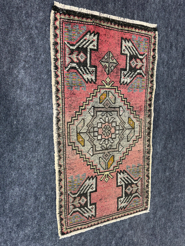 Turkish Yastik Rug  1'9" x  3'4" #23978