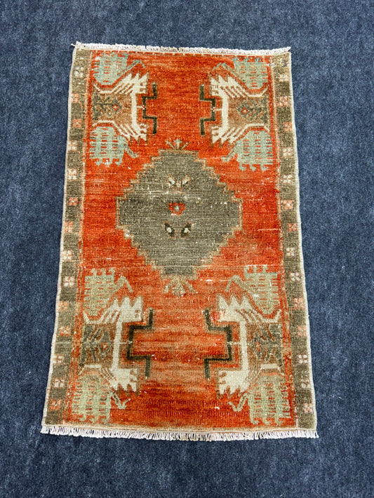 Turkish Yastik Rug  1'9" x  2'10" #23970