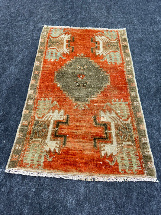 Turkish Yastik Rug  1'9" x  2'10" #23970