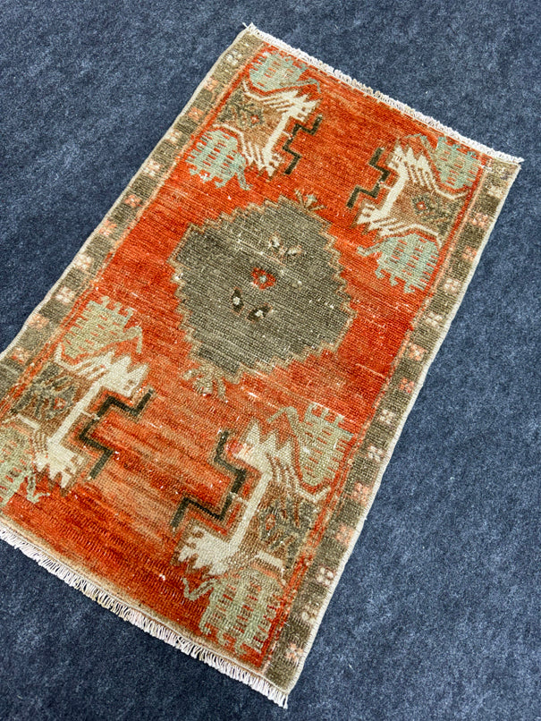 Turkish Yastik Rug  1'9" x  2'10" #23970