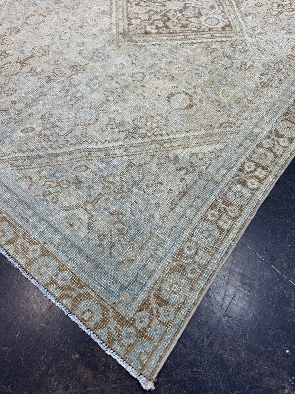 Turkish Vintage Rug  4' x 6'3" #23671