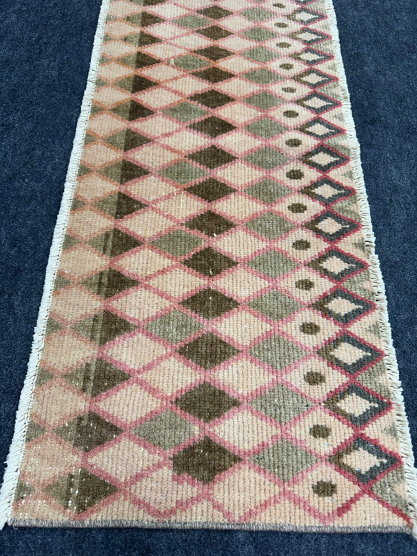 Turkish Vintage Rug  1'6" x 4'1" #24425