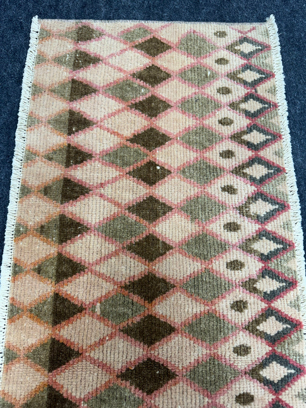 Turkish Vintage Rug  1'6" x 4'1" #24425