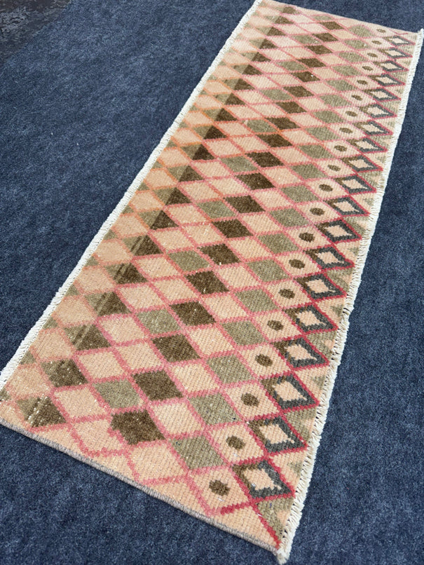 Turkish Vintage Rug  1'6" x 4'1" #24425