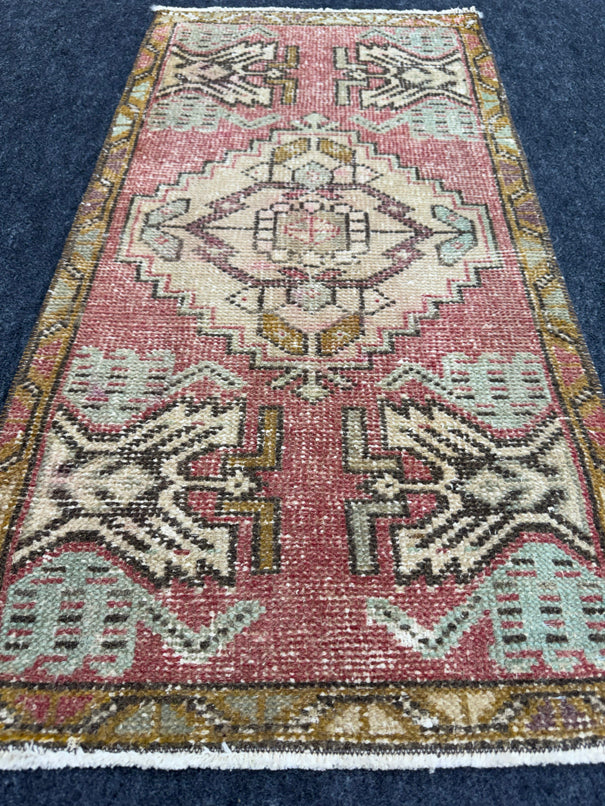 Turkish Yastik Rug  1'8" x  3'1" #24397
