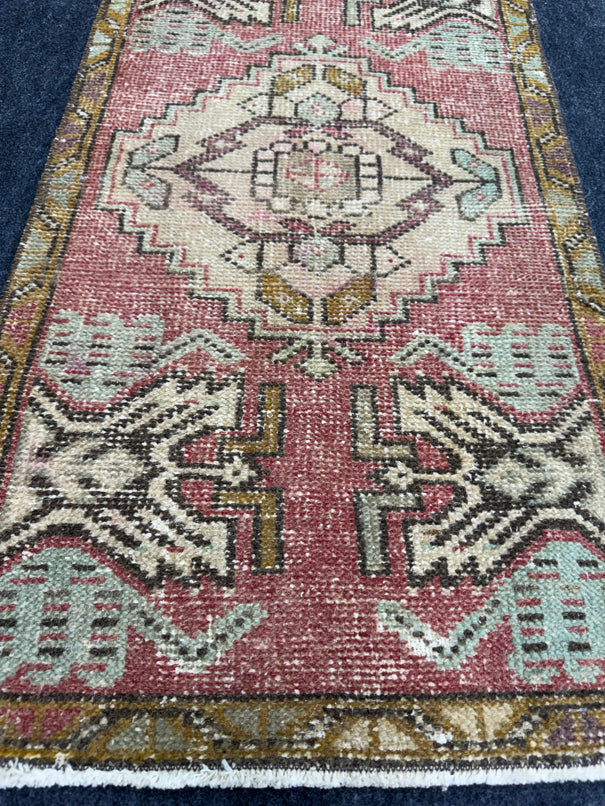 Turkish Yastik Rug  1'8" x  3'1" #24397
