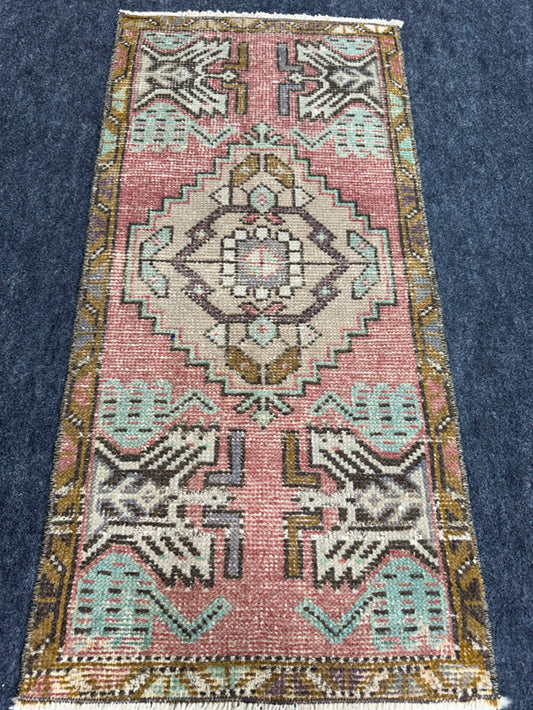 Turkish Yastik Rug  1'6" x  3'1" #24398