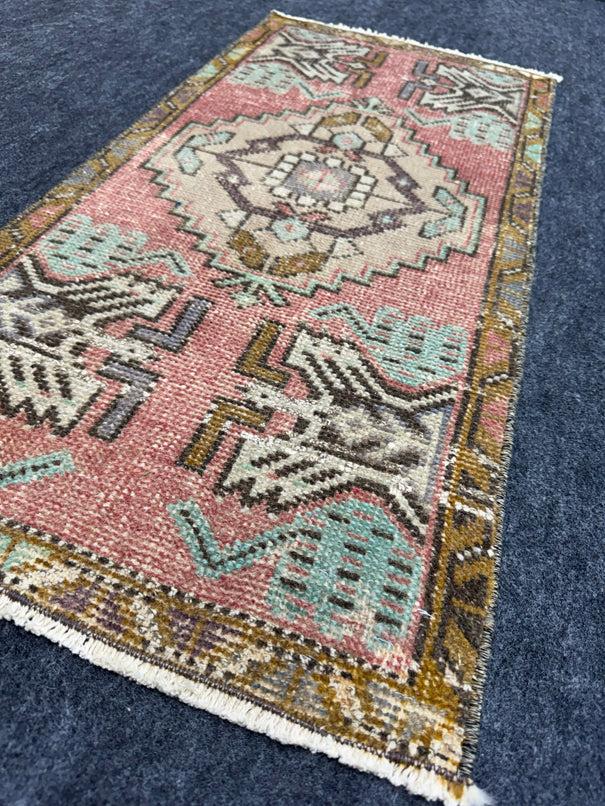 Turkish Yastik Rug  1'6" x  3'1" #24398