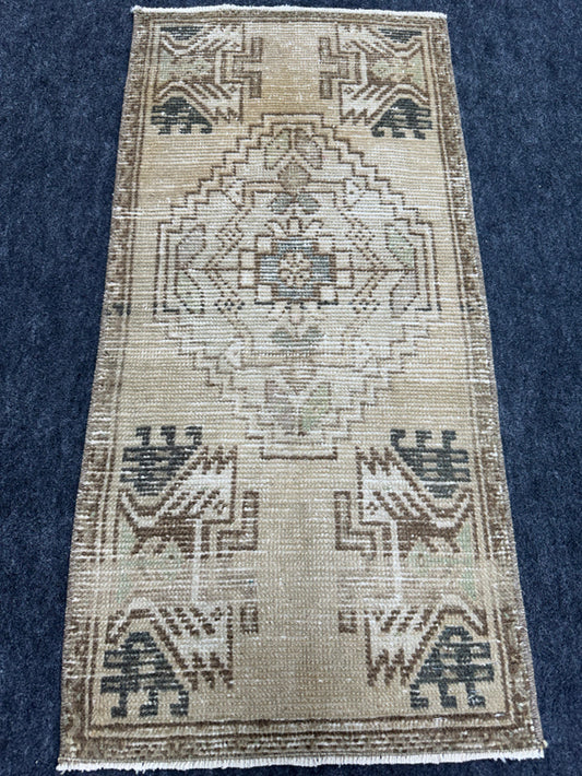 Turkish Yastik Rug  1'6" x  3'1" #24400