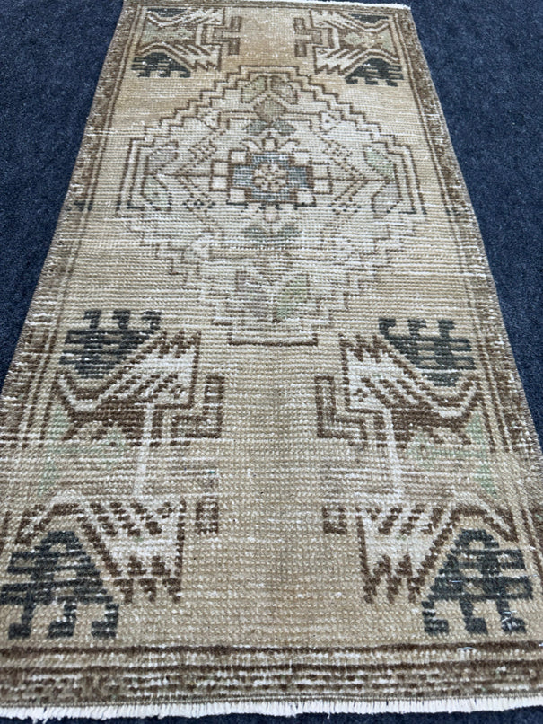Turkish Yastik Rug  1'6" x  3'1" #24400