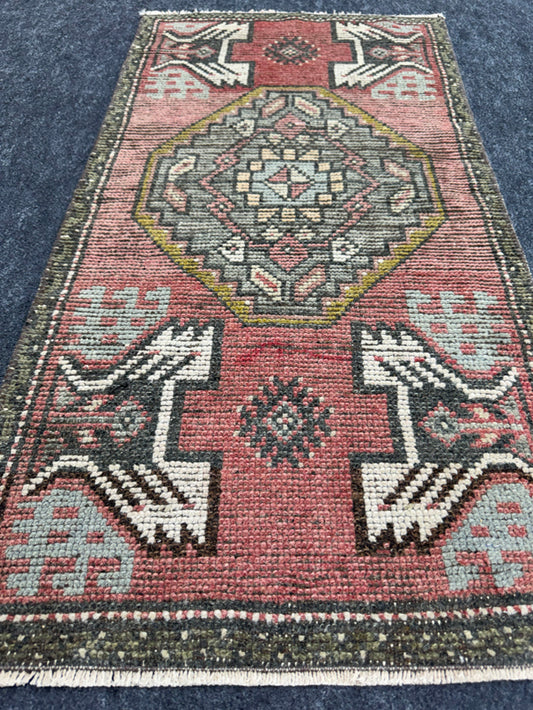 Turkish Yastik Rug  1'8" x  3'2" #24394
