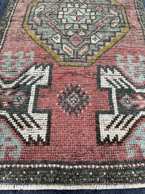 Turkish Yastik Rug  1'8" x  3'2" #24394