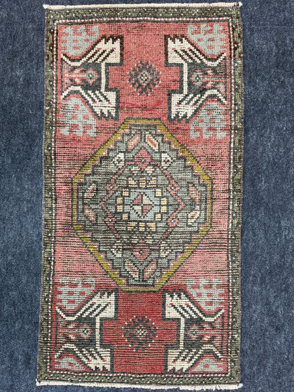 Turkish Yastik Rug  1'8" x  3'2" #24394