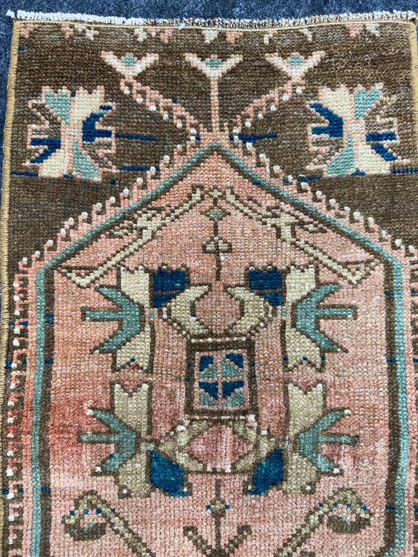 Turkish Yastik Rug  1'3" x  2'9" #24392