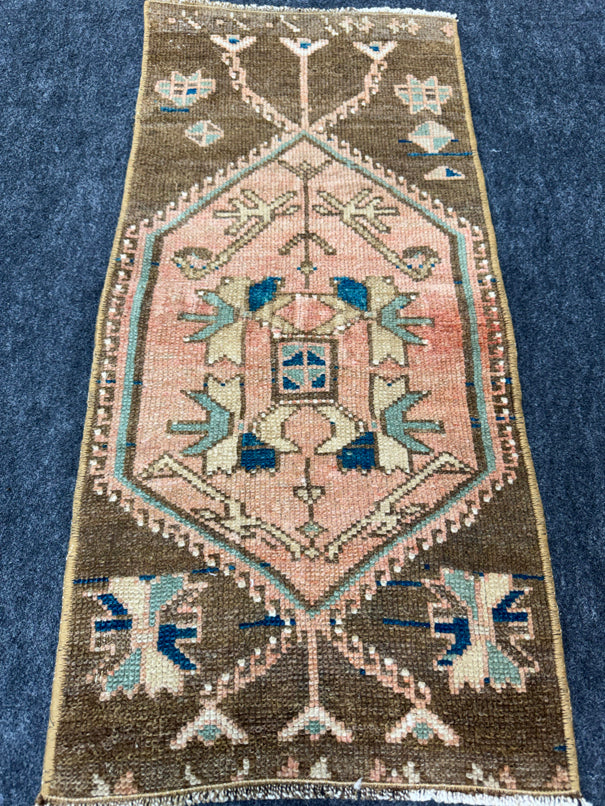 Turkish Yastik Rug  1'3" x  2'9" #24392